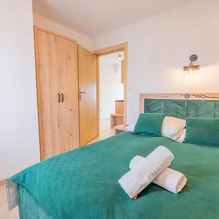 Apartamenty Gorskie Widoki Поронін Екстер'єр фото
